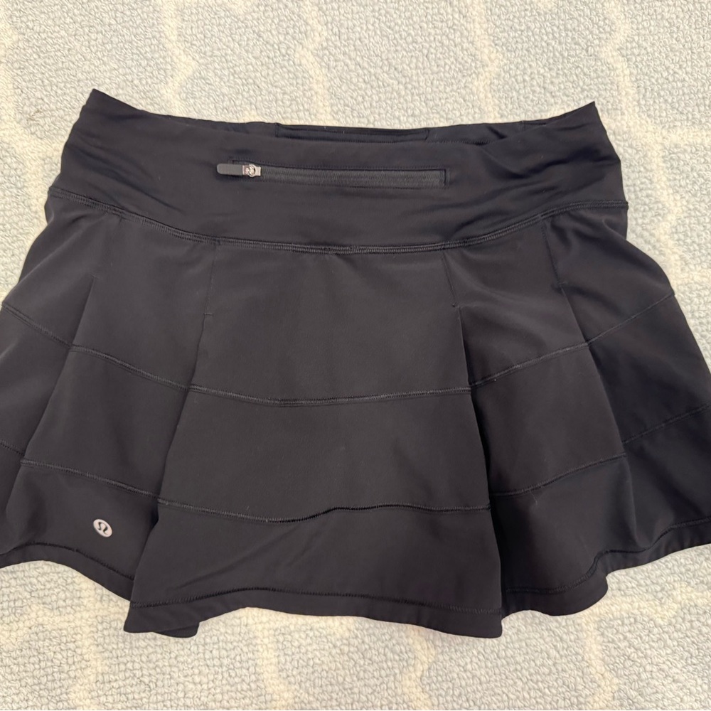 Black lululemon Pace Rival Skirt